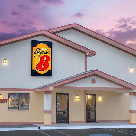 Super 8 By Wyndham Douglas Exteriér fotografie